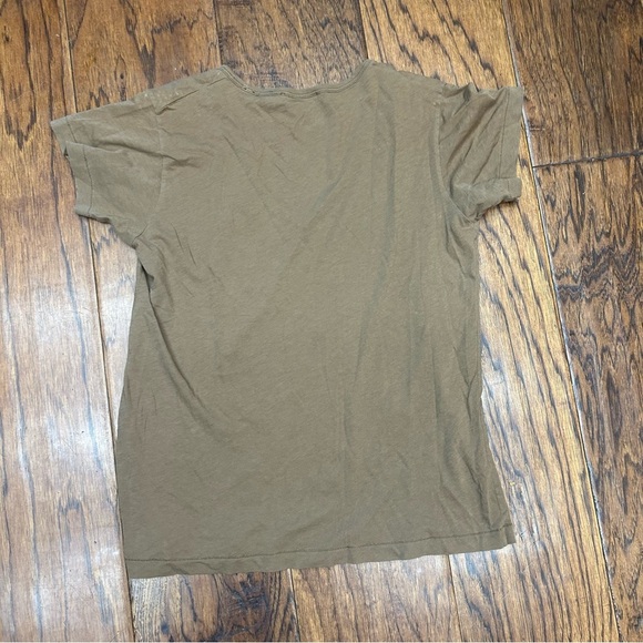 Vince Tan V-Neck Short Sleeve Tee - Picture 5 of 6